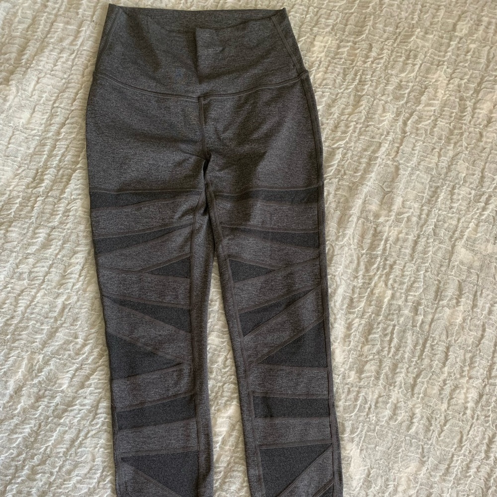 lululemon wunder under leggings size 6
